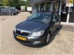 Skoda Octavia Combi - 1.4 TSI Ambition Business Line | Auto Airco | Cruise Control | Dakrails - 1 - Thumbnail