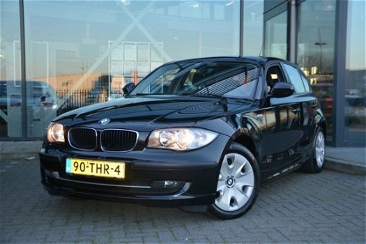 BMW 1-serie - 2.0 118I 5 Deurs / - 1