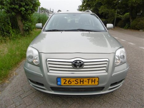 Toyota Avensis Wagon - 1.8 VVTi Linea Luna Automaat Leder Clima Cruise Trekhaak 1300kg - 1