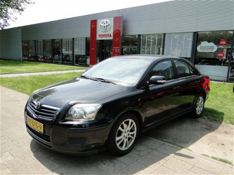 Toyota Avensis - 1.6 Sedan Business Navigatie/Climate/Trekhaak - 1