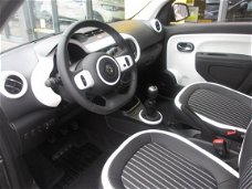 Renault Twingo - 1.0 SCe Intens NIEUW MODEL / CLIMAT CONTROL / PARK. SENSOREN