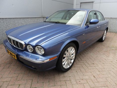 Jaguar XJ - XJ-8 4.2 Sovereign - 1