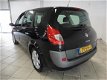 Renault Grand Scénic - 1.9 dCi Tech Line / PANO / LEDER / XENON / ECC - 1 - Thumbnail