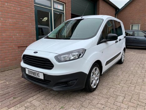 Ford Transit Courier - Personenwagen - 1