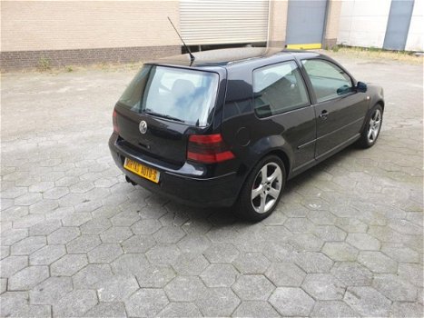 Volkswagen Golf - 2.0 Master Edition Sport BJ2001/APK/AIRCO/NAP - 1