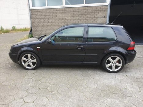 Volkswagen Golf - 2.0 Master Edition Sport BJ2001/APK/AIRCO/NAP - 1