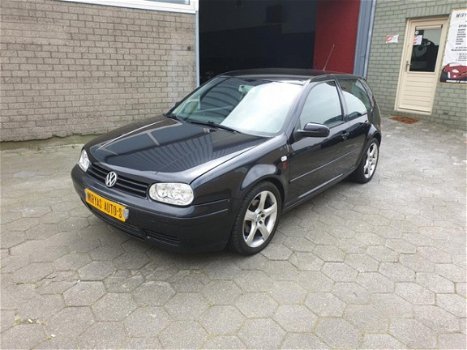 Volkswagen Golf - 2.0 Master Edition Sport BJ2001/APK/AIRCO/NAP - 1