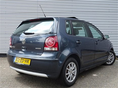 Volkswagen Polo - 1.4 TDI Optive / 5-deurs / Schuif-kanktel dakje / - 1