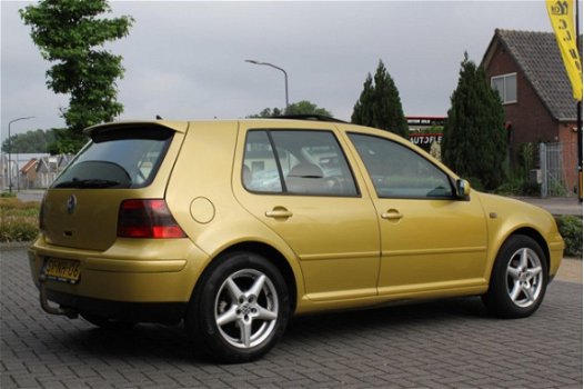 Volkswagen Golf - 1.6 - 1