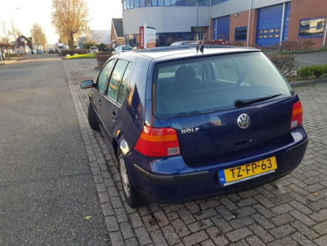 Volkswagen Golf - 1.6 Trendline ZEER RIJD EN SCHAKELT GOED /NAP /APK 27-02-2020 / - 1