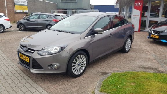 Ford Focus - 1.6 TI-VCT 125pk 4-deurs First Edition - 1