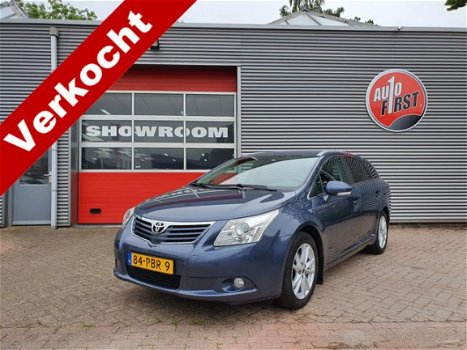 Toyota Avensis Wagon - 1.8 VVTi Business - 1