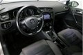 Volkswagen Golf - 1.6 TDI Highline BlueMotion Navigatie Climate Alcantara 200x Vw-Audi-Seat-Skoda - 1 - Thumbnail