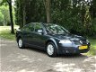 Volkswagen Passat - 2.0-20V (bj 2004) AIRCO / dealer onderhouden - 1 - Thumbnail