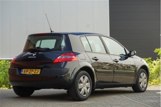 Renault Mégane - 1.6-16V Business Line 2008 - 1