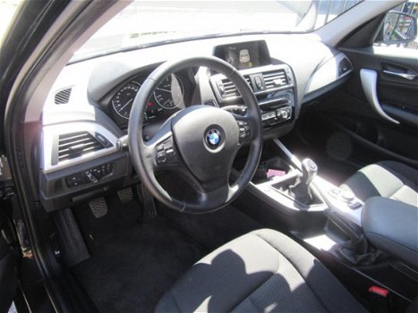 BMW 1-serie - 116d SPORT NAVI/ECC/ST, VERW/PDC - 1