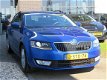 Skoda Octavia - 1.6 TDI Greenline Businessline Leder Xenon LED Navi PDC Clima Stoelverwarming - 1 - Thumbnail