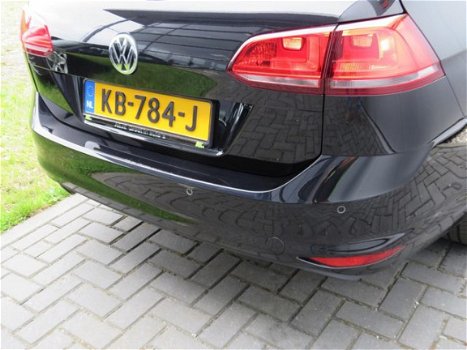 Volkswagen Golf Variant - 1.6 TDI Comfortline Trekhaak Xenon Stoelverw Navi Airco Bluetooth - 1