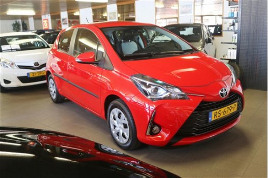 Toyota Yaris - 1.0 VVT-i Aspiration NAVI, ACHTERUITRIJCAMERA, AIRCO - 1