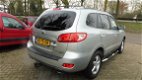 Hyundai Santa Fe - 2.2 CRDi Dynamic 7p. Automaat, Trekhaak, Nap - 1 - Thumbnail