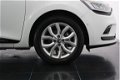 Renault Clio - 0.9 TCe Intens | Navigatie | Camera | LED Koplampen | Park. Assist | ½ Leder | DAB | - 1 - Thumbnail