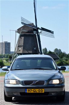 Volvo V70 - 2.4 Comfort Line - 1