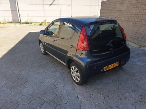 Peugeot 107 - 1.0-12V Millesim 200 BJ2010/APK/AIRCO/NAP - 1