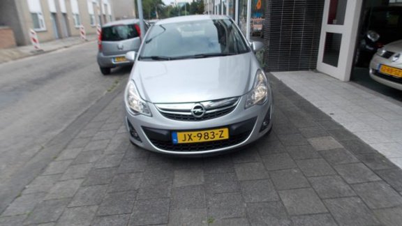 Opel Corsa - 1.2-16V Color Edition NAVI, AIRCO EN LM VELGEN - 1