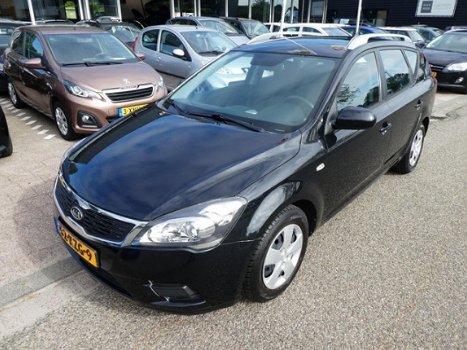 Kia Cee'd - 1.4 CVVT 90pk AIRCO Trekhaak - 1