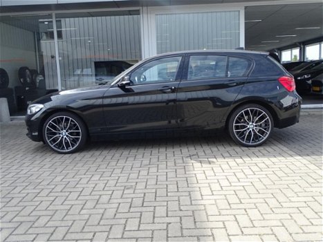 BMW 1-serie - 116D HIGH EXECUTVE 5-DRS AUT. DEALERONDERHOUDEN - 1