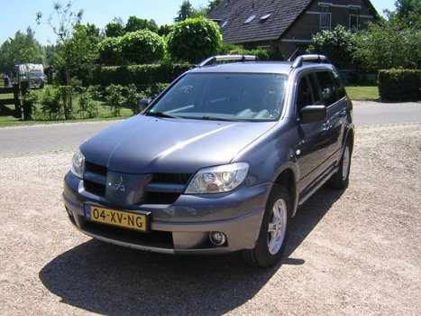 Mitsubishi Outlander - 2.0 MPI 2WD 144.000KM Cruise-Climat Control - 1