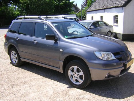 Mitsubishi Outlander - 2.0 MPI 2WD 144.000KM Cruise-Climat Control - 1