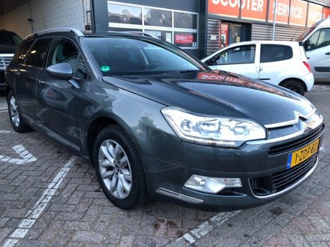 Citroën C5 Tourer - 1.6 e-HDi Collection Business Automaat navigatie clima parkeersensor cruise cont - 1