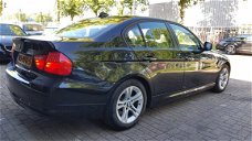 BMW 3-serie - 318i, Xenon, Leder, Navi, Trekhaak