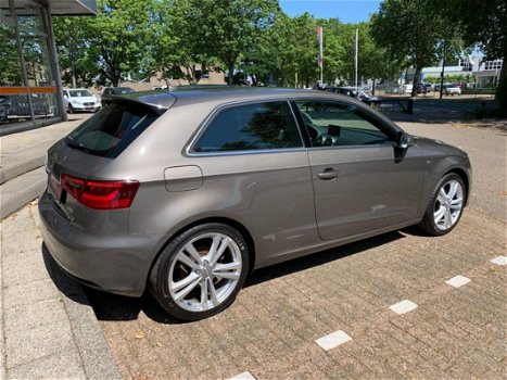 Audi A3 - 1.8 TFSI Ambition Pro Line S-line Autom/180pk/Xenon/Navi - 1