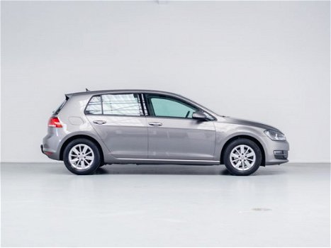 Volkswagen Golf - 1.0 TSI Edition , Clima, Cruise, Trekhaak, App Connect - 1