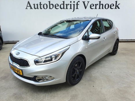 Kia Cee'd - 1.6 GDI 135 PK 5DRS COMFORTLINE - 1