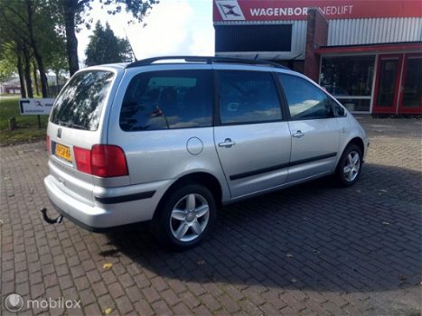 Seat Alhambra - 1.8-20VT Dynamic Style met nieuwe apk afleveringen - 1