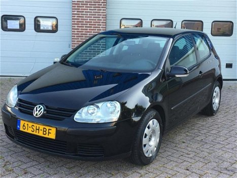 Volkswagen Golf - 1.6 FSI Turijn 6 BAK/ ZUINIG/AIRCO/RIJDT GOED/APK - 1