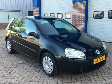 Volkswagen Golf - 1.6 FSI Turijn 6 BAK/ ZUINIG/AIRCO/RIJDT GOED/APK - 1