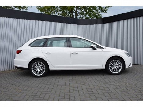 Seat Leon - ST 1.2TSI DSG Style Sport/FullLink/PDC/Half leer - 1