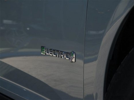 Ford Focus - Titanium Electric 146PK | Volledig Elektrisch | Door Protectors | Prijs Excl BTW - 1