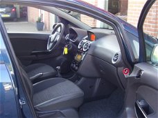 Opel Corsa - 1.4-16V BlitZ 101PK 5-drs clima, cruise, navi, PDC, bluetooth, elektr.ramen RIJKLAAR