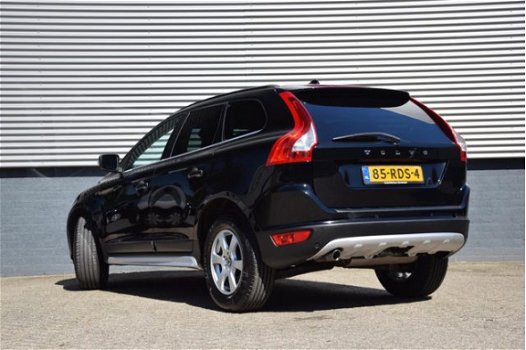 Volvo XC60 - 2.0 D3 Momentum - 1