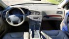 Volvo V70 Cross Country - 2.4 T Comfort Line IJskoude Airco Automaat APK 6/2020 - 1 - Thumbnail