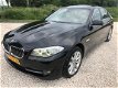 BMW 5-serie - 520d Upgrade Edition /clima/automaat/leder/schuifdak - 1 - Thumbnail