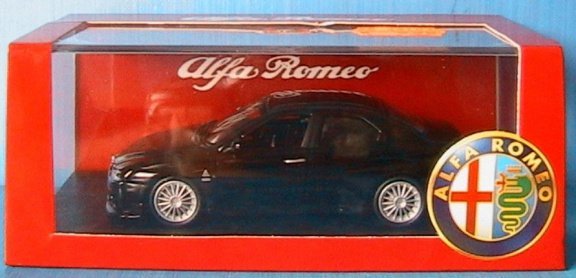 1:43 M4 Alfa Romeo 156 GTA zwart 3.7 2002 7099 - 1