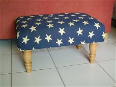 Footstool blauw/witte sterren - 550 blank gelakt - NIEUW !!