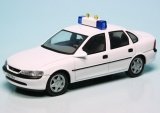 1:43 Schuco Opel Vectra B politie presentatie 1995 - 1