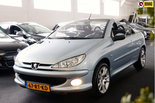 Peugeot 206 CC - 1.6-16V Premium 109Pk Airco Cabriolet Parkeersensor SportVelgen 122290km Cabrio Har - 1